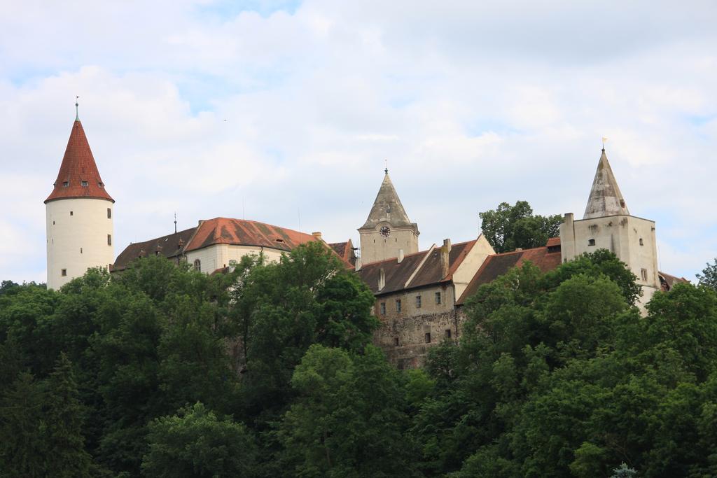 Orli Hnizdo At Chateau Novak Křivoklát Zewnętrze zdjęcie